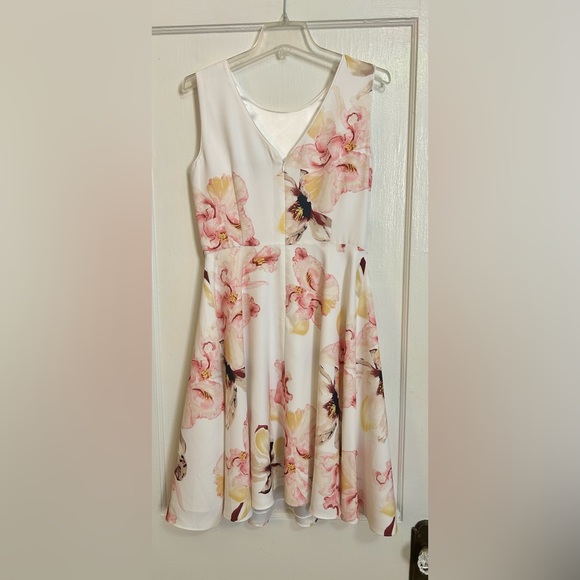 White House Black Market Dresses & Skirts - White House Black Market Cream Floral V-Neck Midi Dress with Pink Accents